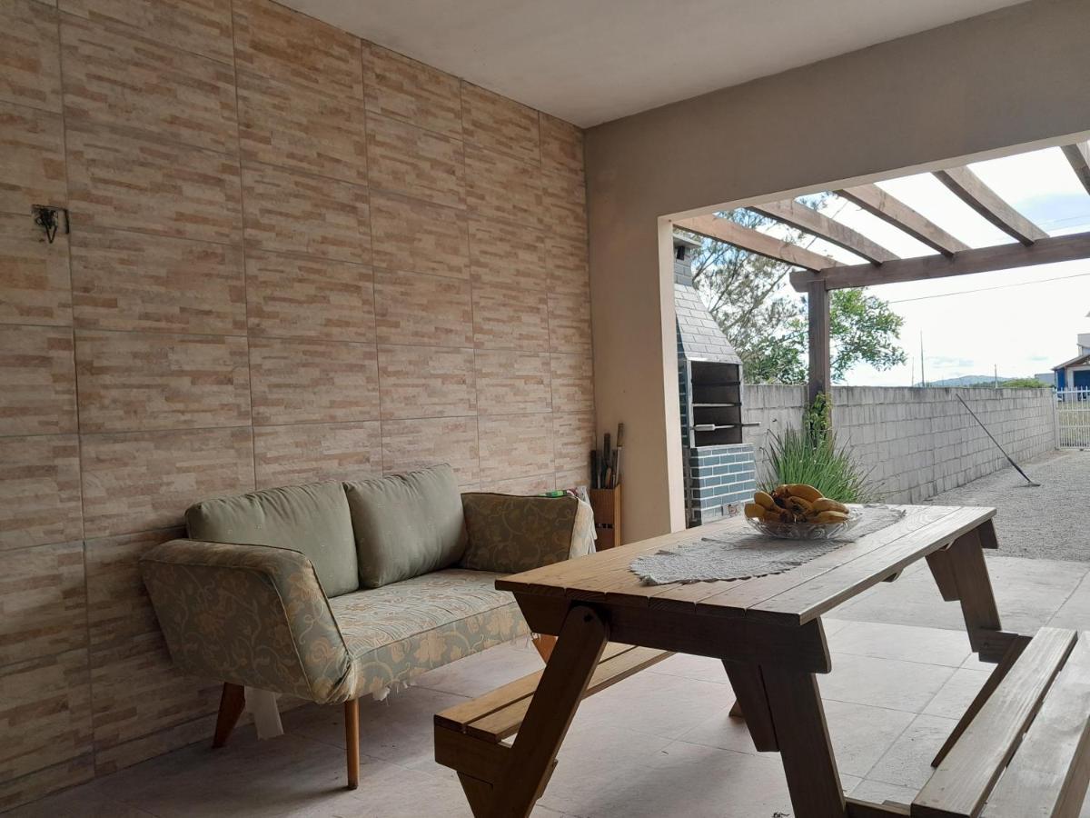 Itapiruba 250 M Da - Casa Secundária - Fundos